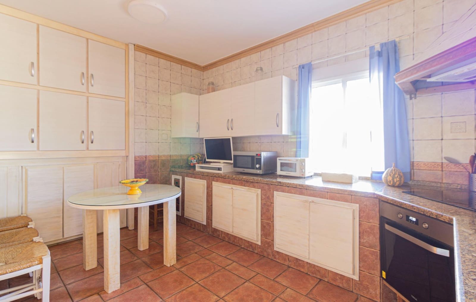8 chambre Villa/Maison à vendre à Conil de la Frontera avec garage - 499 990 € (Ref: 9625516)