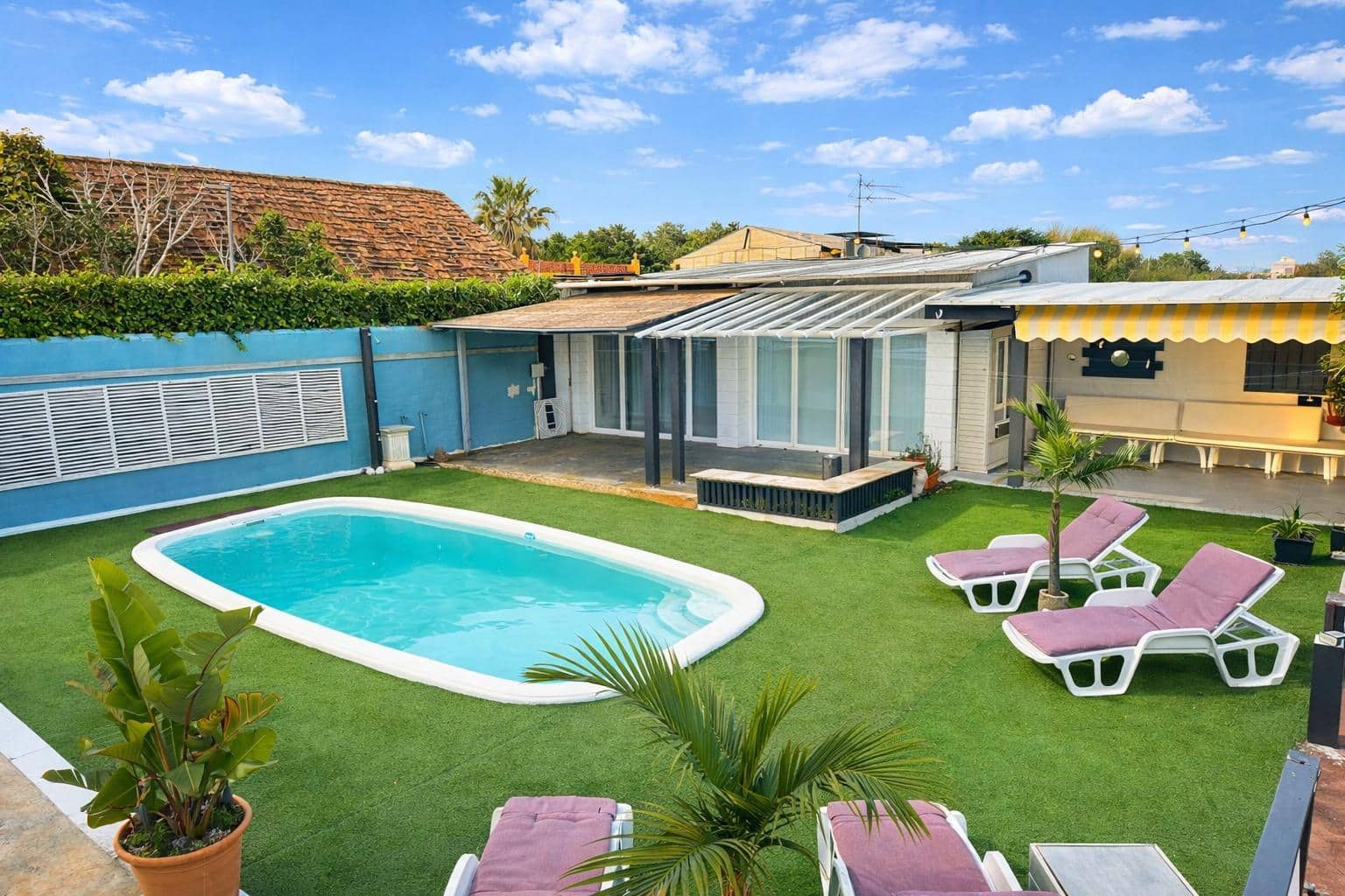 8 chambre Villa/Maison à vendre à Conil de la Frontera avec garage - 499 990 € (Ref: 9625516)