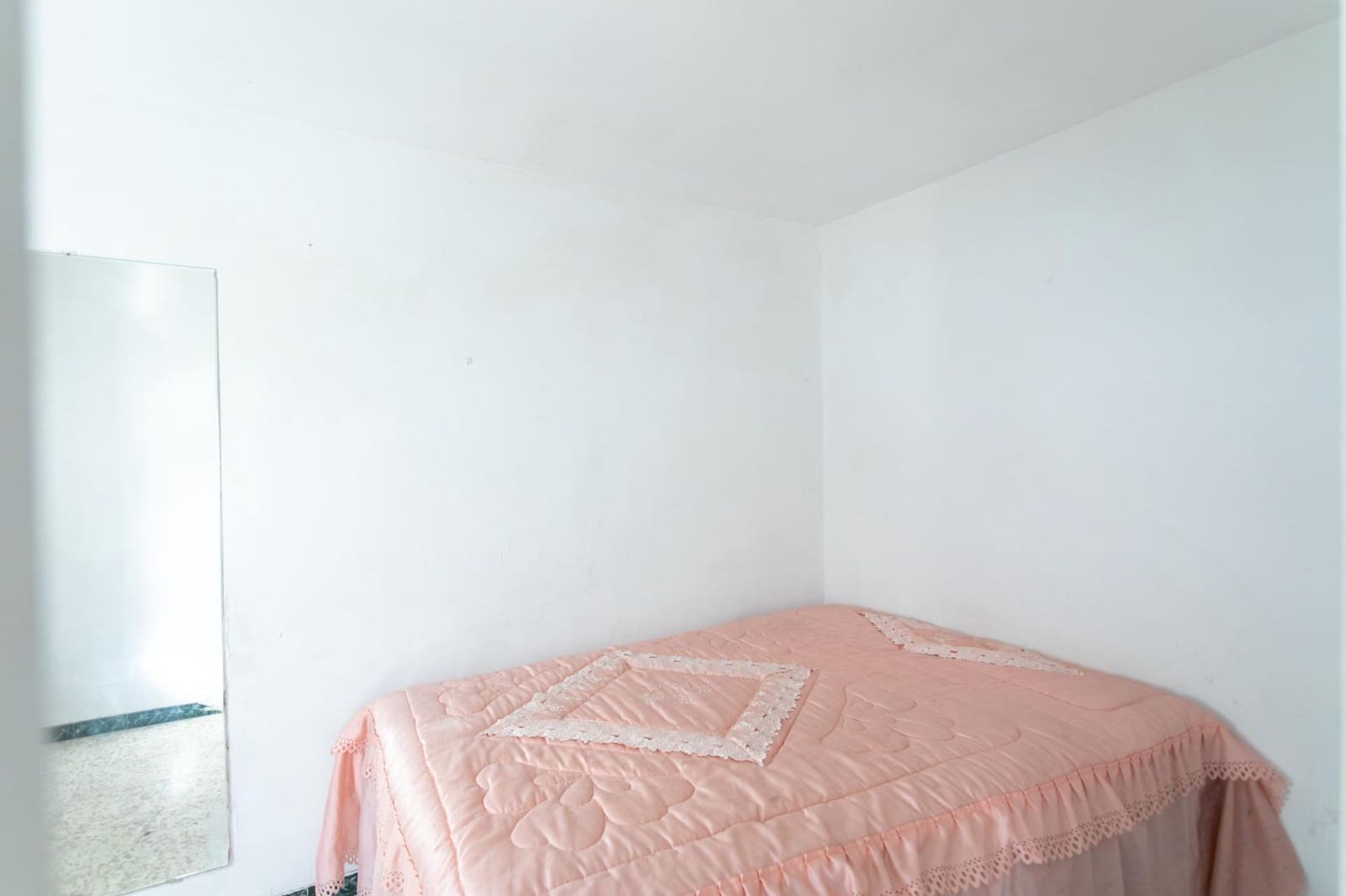 1 bedroom Villa for sale in Chiclana de la Frontera - € 70,000 (Ref: 9637524)