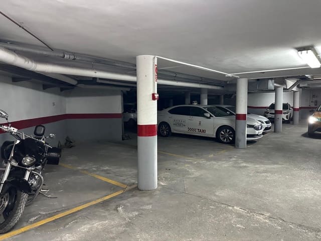 Autotalli myytävänä paikassa Chiclana de la Frontera - 5 700 € (Ref: 9648073)