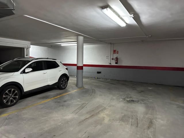 Autotalli myytävänä paikassa Chiclana de la Frontera - 5 700 € (Ref: 9648073)