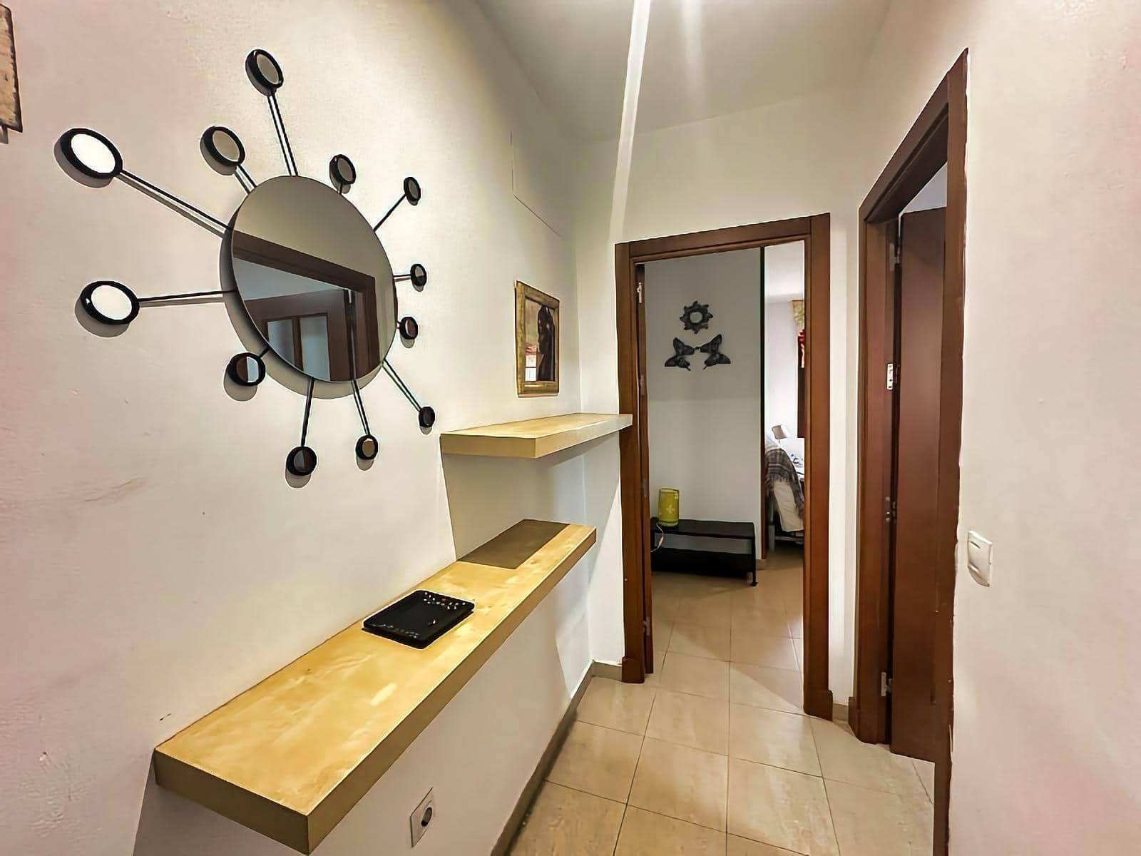 3 bedroom Apartment for sale in Chiclana de la Frontera with garage - € 160,000 (Ref: 9648075)