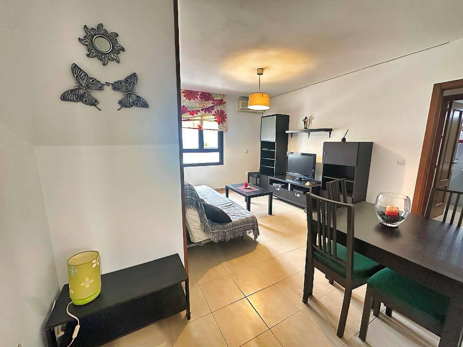 3 bedroom Apartment for sale in Chiclana de la Frontera with garage - € 160,000 (Ref: 9648075)