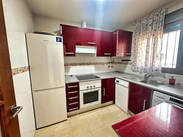 3 bedroom Apartment for sale in Chiclana de la Frontera with garage - € 160,000 (Ref: 9648075)