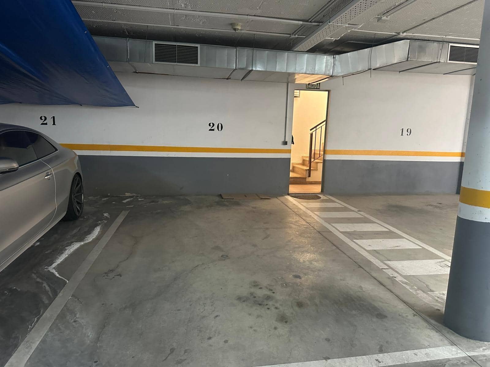 3 bedroom Apartment for sale in Chiclana de la Frontera with garage - € 160,000 (Ref: 9648075)