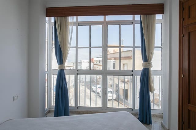 2 camera da letto Appartamento in vendita in Chiclana de la Frontera con garage - 175.000 € (Rif: 9666457)