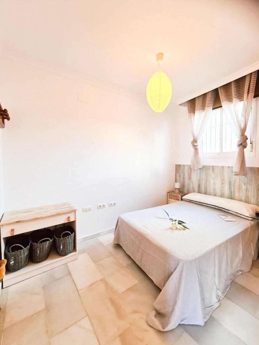 1 sovrum Kommersiell till salu i Chiclana de la Frontera - 110 000 € (Ref: 9666458)