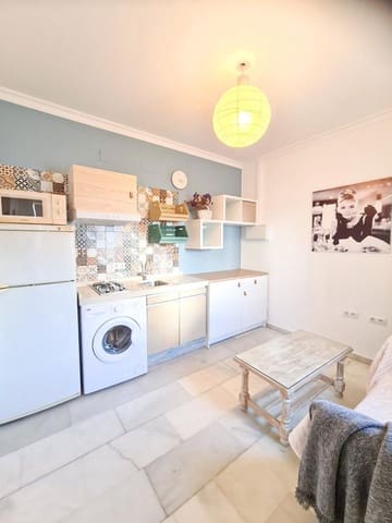 1 makuuhuone Kaupallinen myytävänä paikassa Chiclana de la Frontera - 110 000 € (Ref: 9666458)