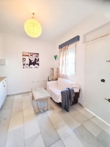 1 makuuhuone Kaupallinen myytävänä paikassa Chiclana de la Frontera - 110 000 € (Ref: 9666458)