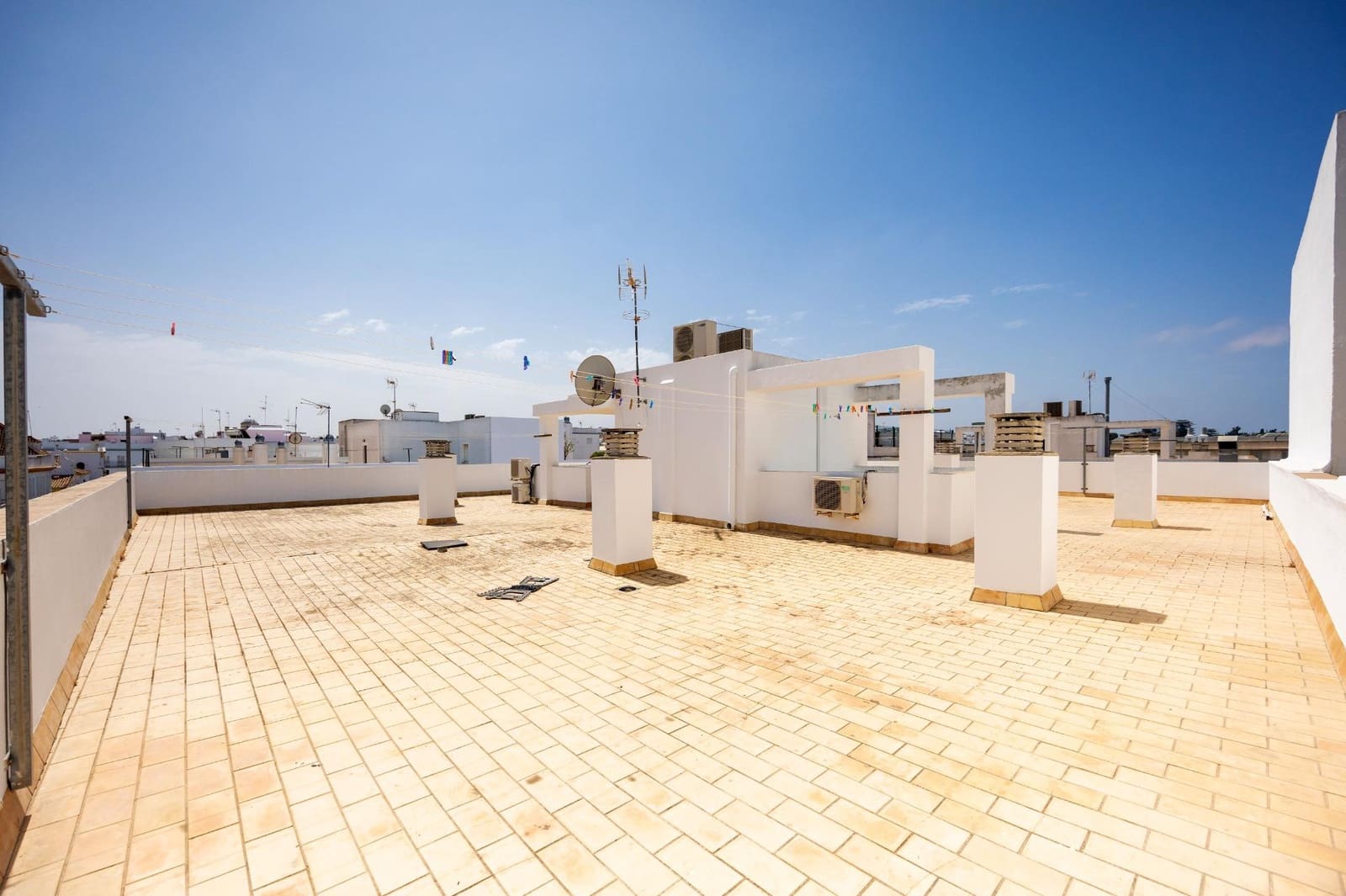 3 soverom Leilighet til salgs i Chiclana de la Frontera - € 285 000 (Ref: 9683501)