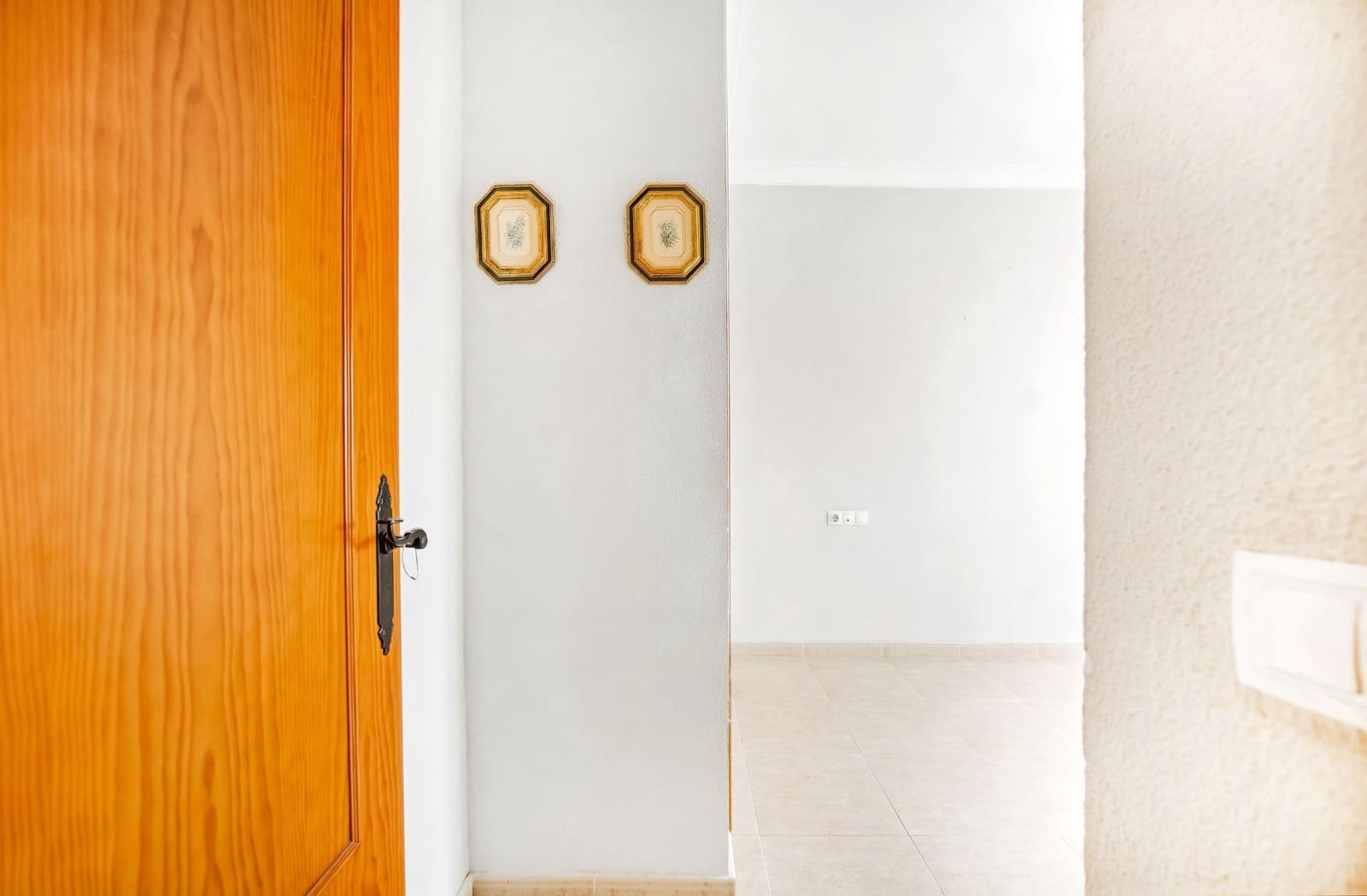 2 bedroom Flat for sale in Chiclana de la Frontera - € 137,990 (Ref: 9683502)
