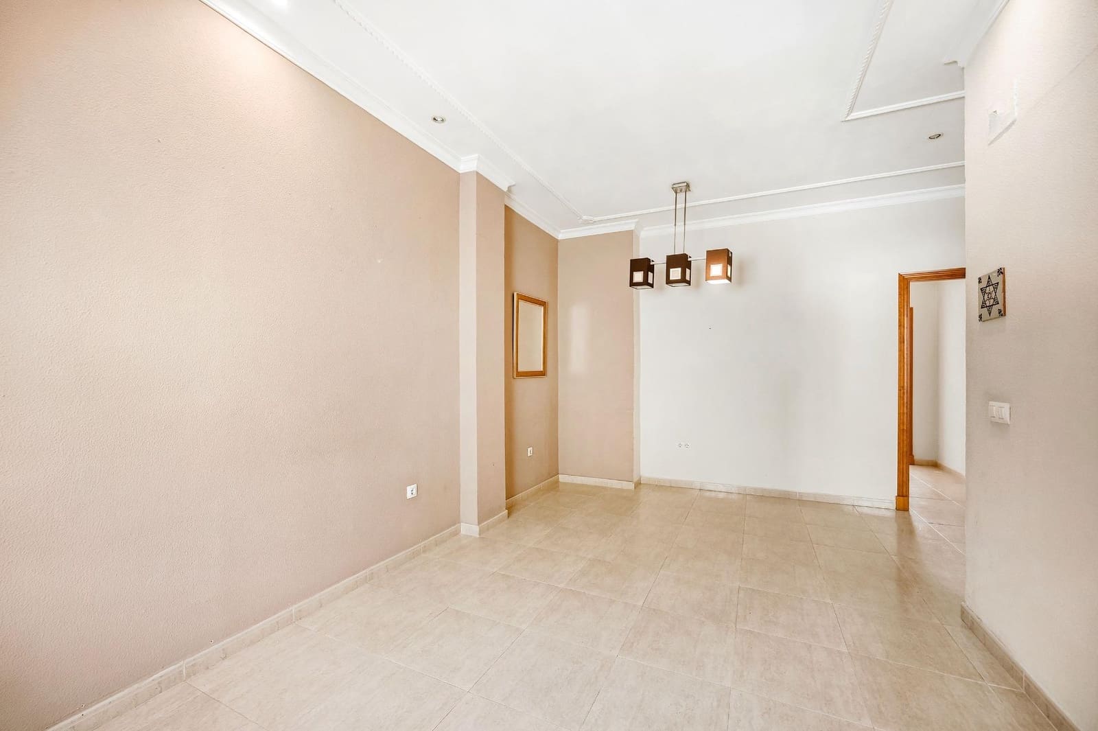 2 bedroom Flat for sale in Chiclana de la Frontera - € 137,990 (Ref: 9683502)