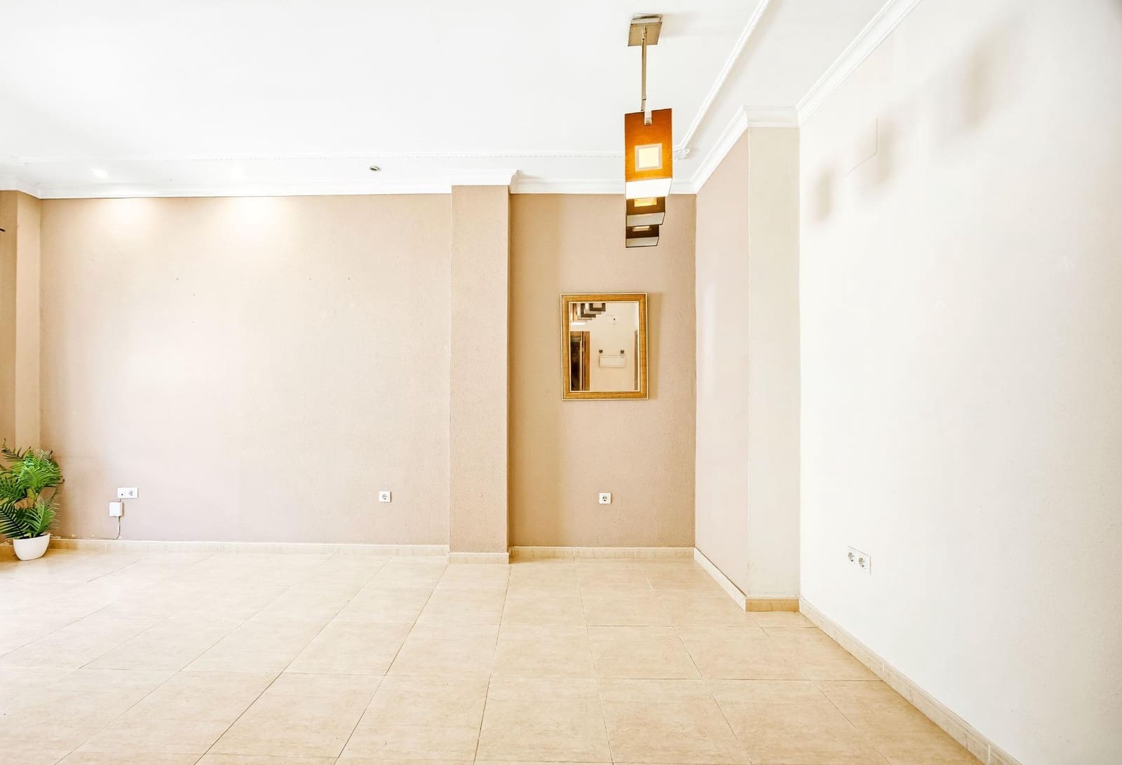2 bedroom Flat for sale in Chiclana de la Frontera - € 137,990 (Ref: 9683502)