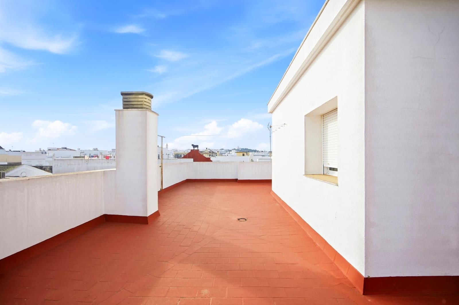 2 bedroom Flat for sale in Chiclana de la Frontera - € 137,990 (Ref: 9683502)