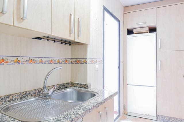 2 soveværelse Lejlighed til salg i Chiclana de la Frontera - € 179.990 (Ref: 9726615)