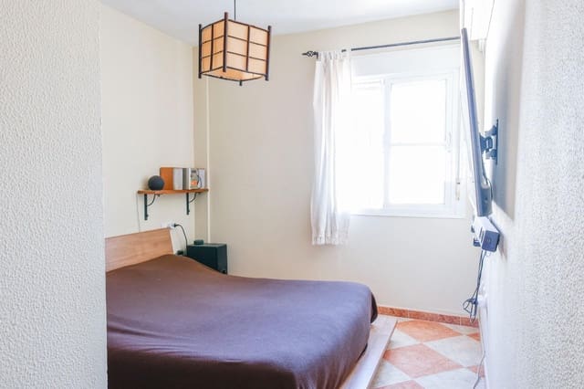 2 soveværelse Lejlighed til salg i Chiclana de la Frontera - € 179.990 (Ref: 9726615)