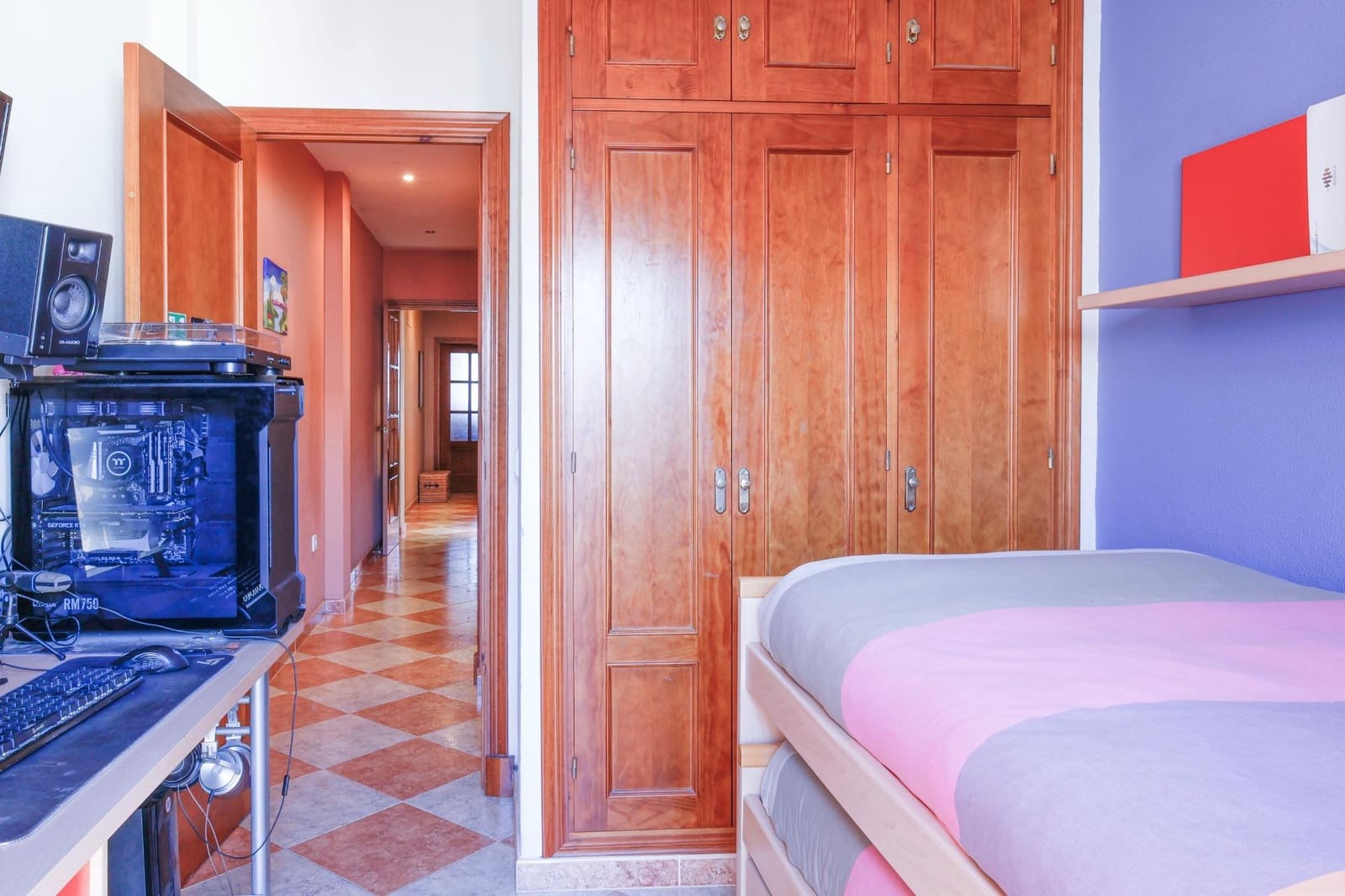 2 bedroom Flat for sale in Chiclana de la Frontera - € 179,990 (Ref: 9726615)