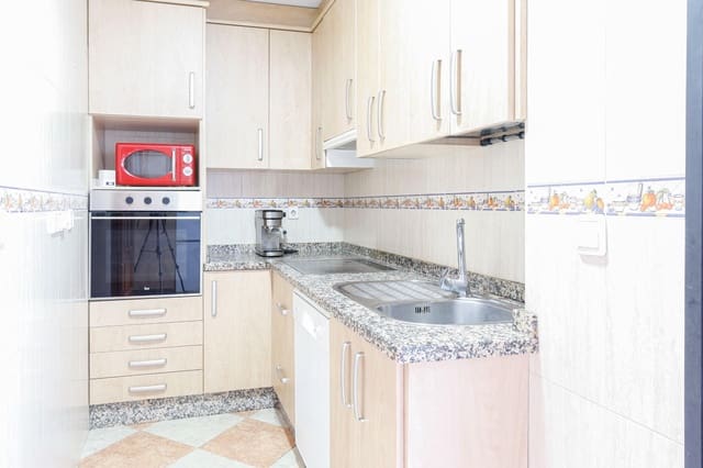 2 soveværelse Lejlighed til salg i Chiclana de la Frontera - € 179.990 (Ref: 9726615)