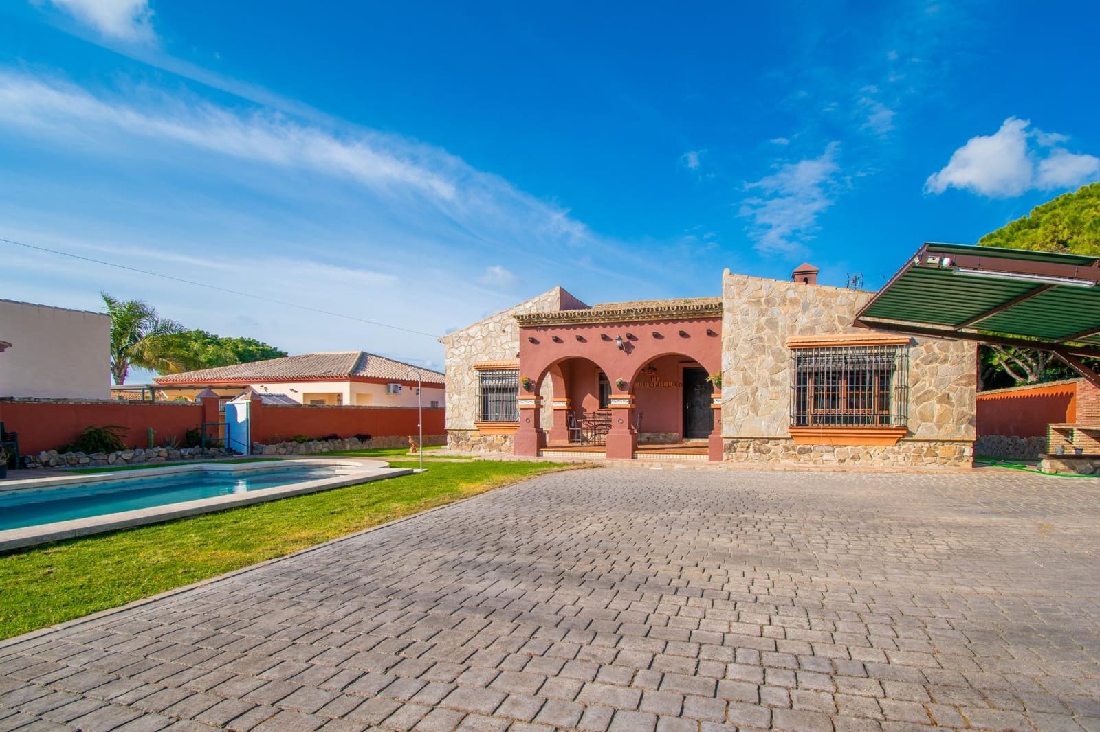 5 camera da letto Villa in vendita in Chiclana de la Frontera - 460.000 € (Rif: 9726616)