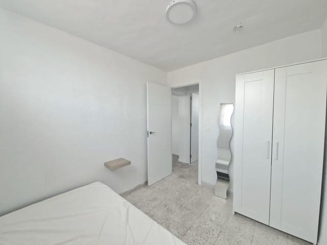 2 sypialnia Mieszkanie do wynajęcia w Rota - 600 € (Ref: 9735550)