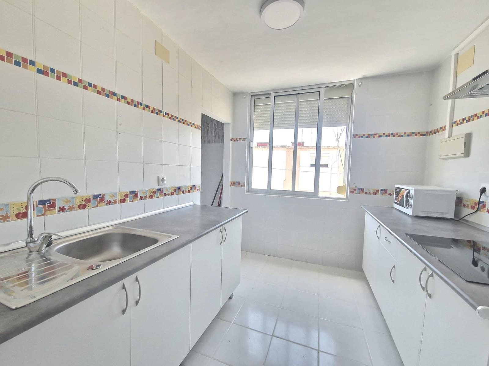 2 sypialnia Mieszkanie do wynajęcia w Rota - 600 € (Ref: 9735550)