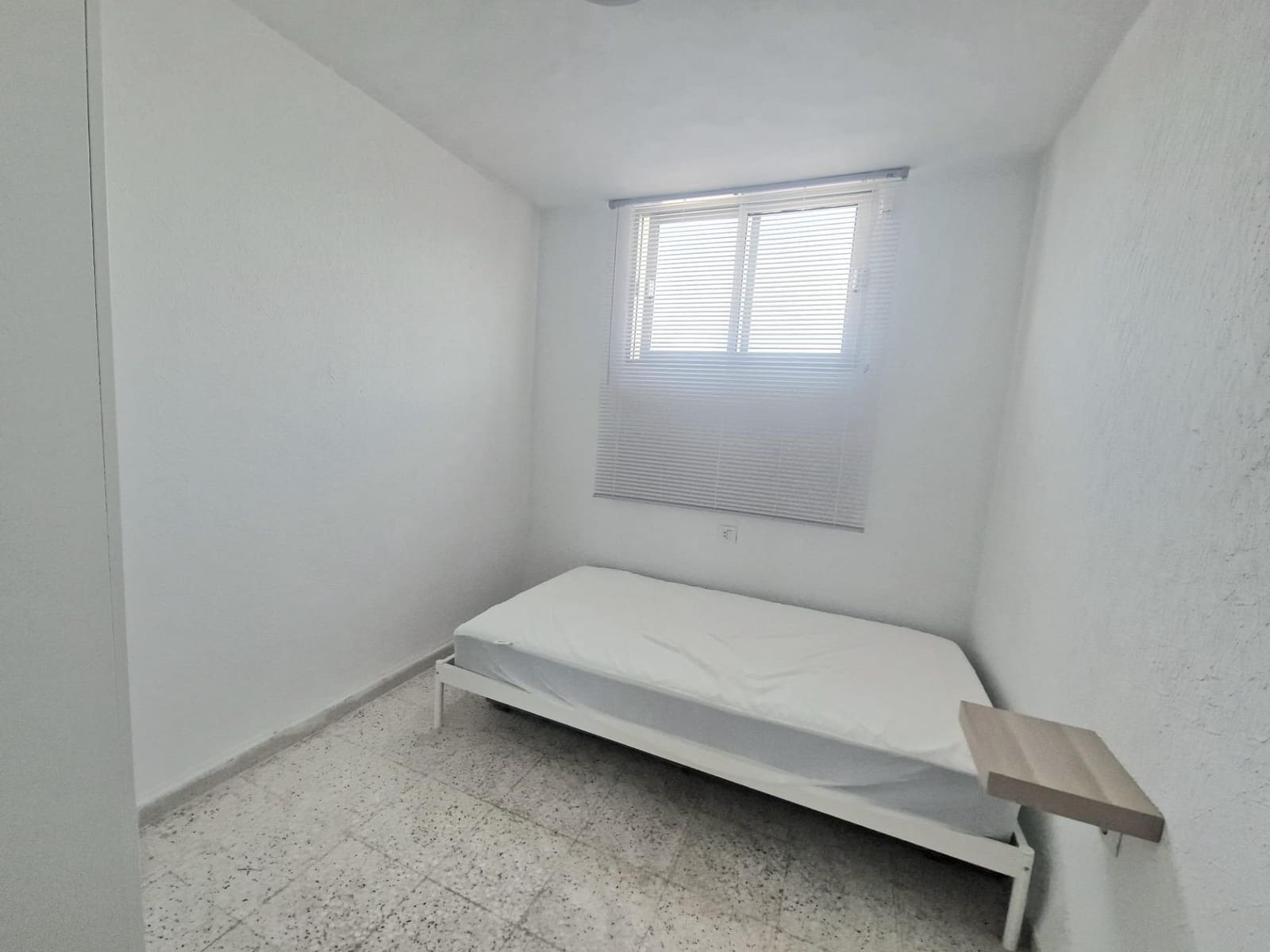 2 sypialnia Mieszkanie do wynajęcia w Rota - 600 € (Ref: 9735550)