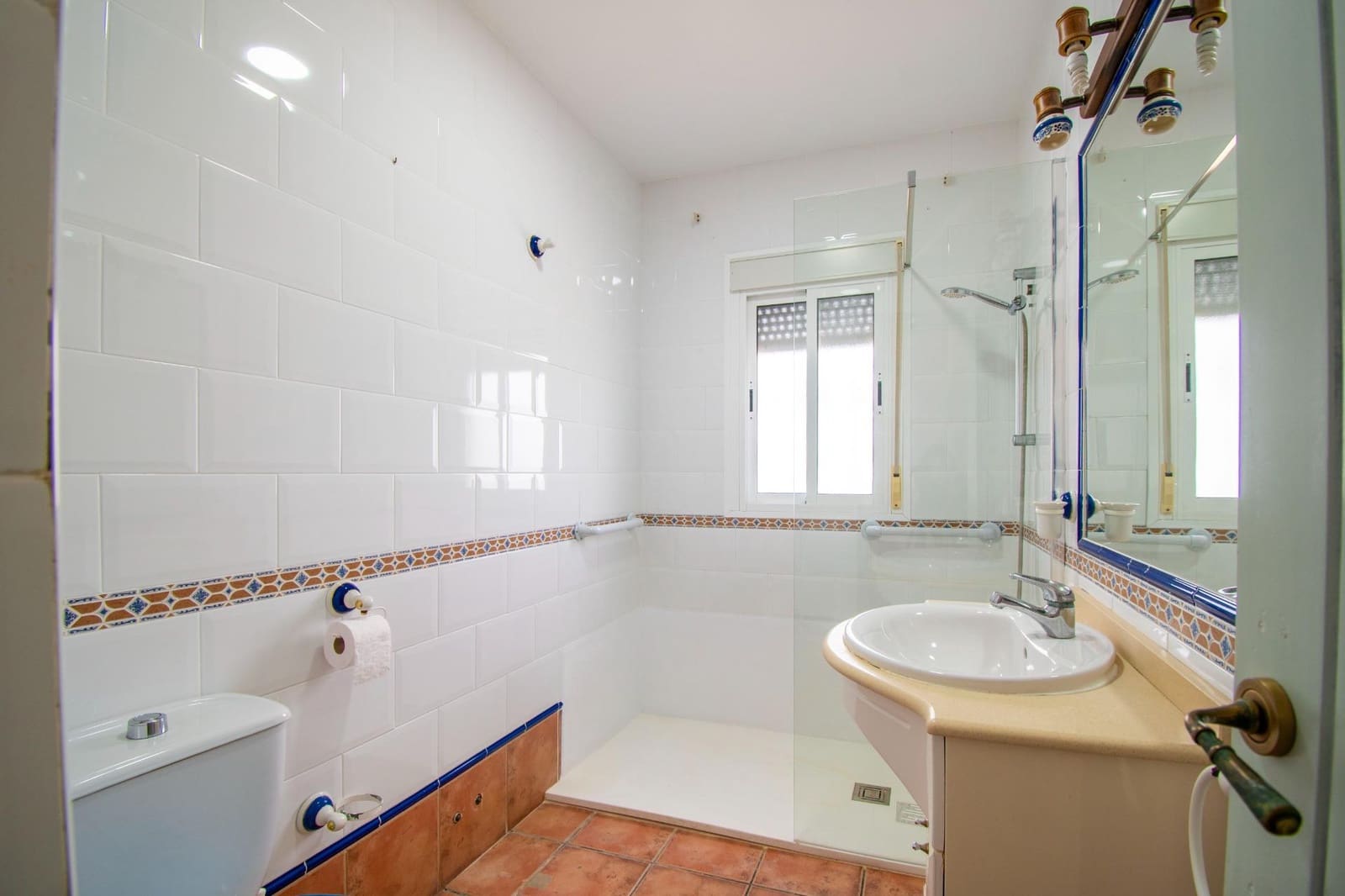 3 Zimmer Villa zu verkaufen in Chiclana de la Frontera mit Pool Garage - 360.000 € (Ref: 9761949)