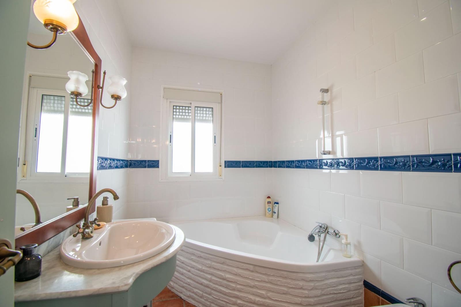 3 Zimmer Villa zu verkaufen in Chiclana de la Frontera mit Pool Garage - 360.000 € (Ref: 9761949)