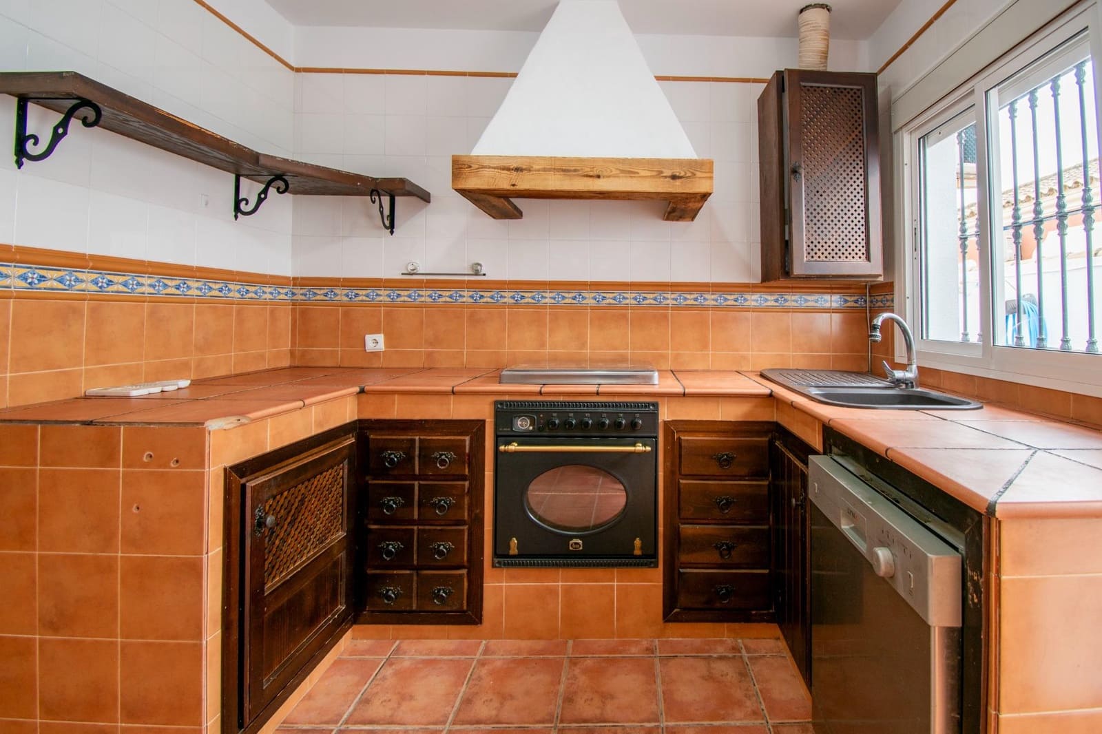 3 Zimmer Villa zu verkaufen in Chiclana de la Frontera mit Pool Garage - 360.000 € (Ref: 9761949)