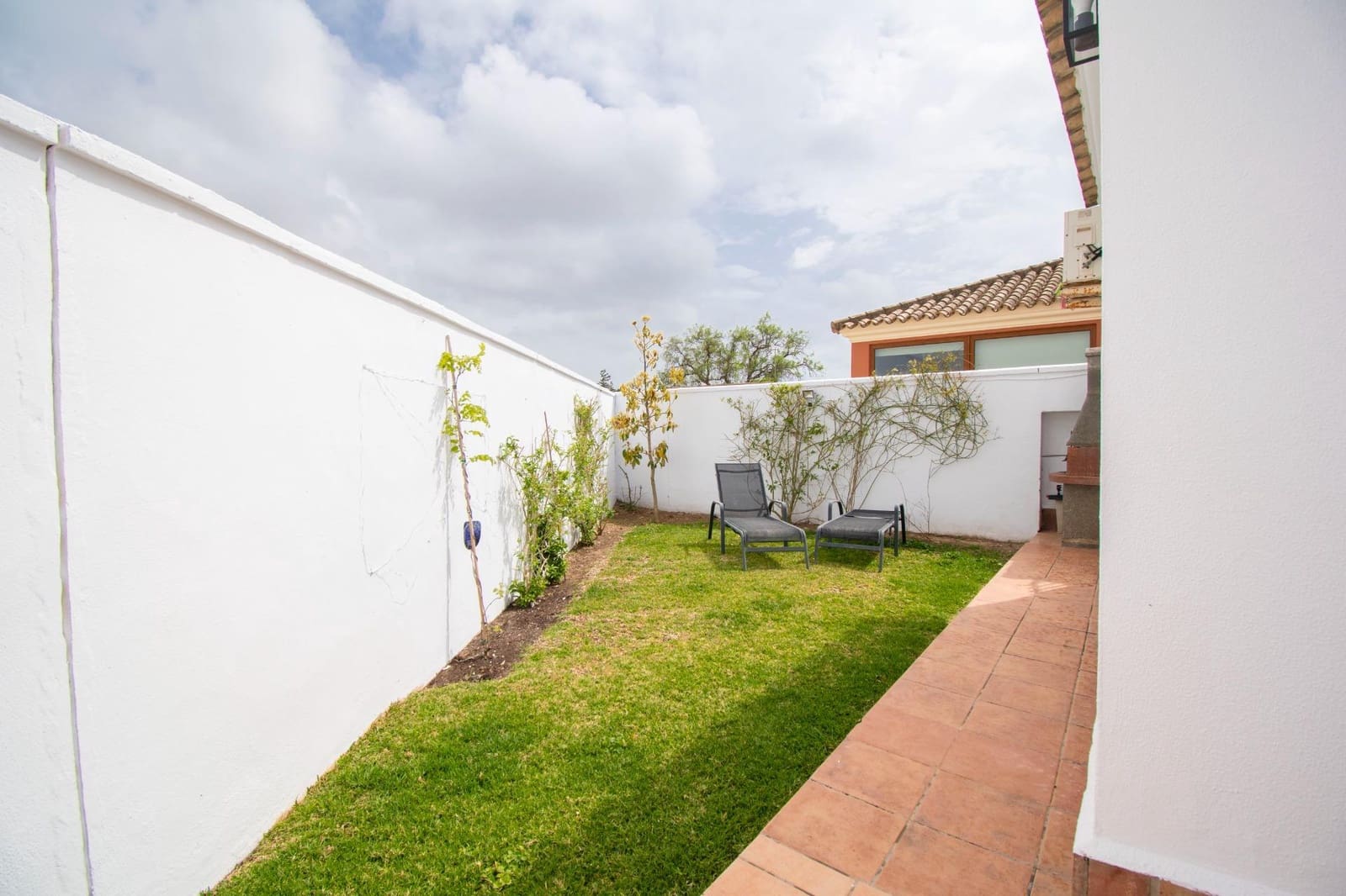 3 Zimmer Villa zu verkaufen in Chiclana de la Frontera mit Pool Garage - 360.000 € (Ref: 9761949)