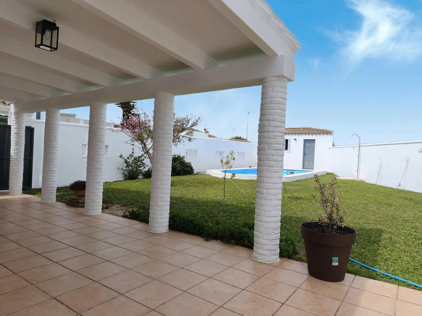 3 Zimmer Villa zu verkaufen in Chiclana de la Frontera mit Pool Garage - 360.000 € (Ref: 9761949)