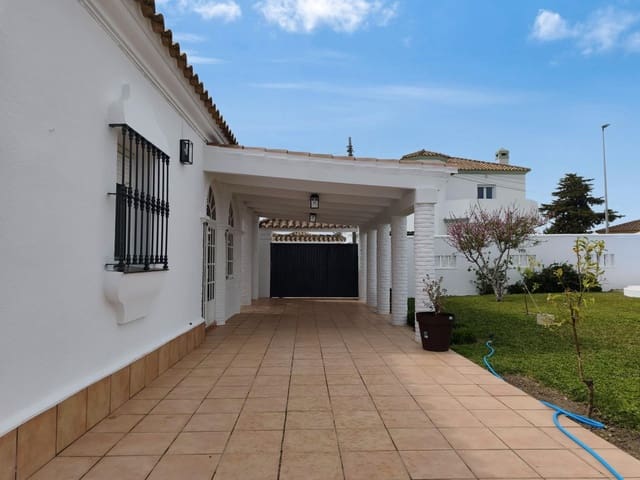 3 camera da letto Villa in vendita in Chiclana de la Frontera con piscina garage - 360.000 € (Rif: 9761949)