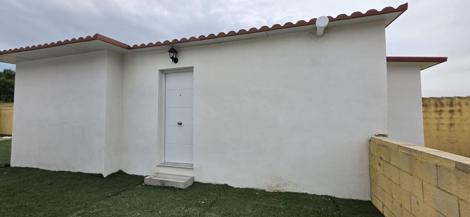 2 soverom Villa til salgs i Pago del Humo med svømmebasseng - € 255 000 (Ref: 9761950)