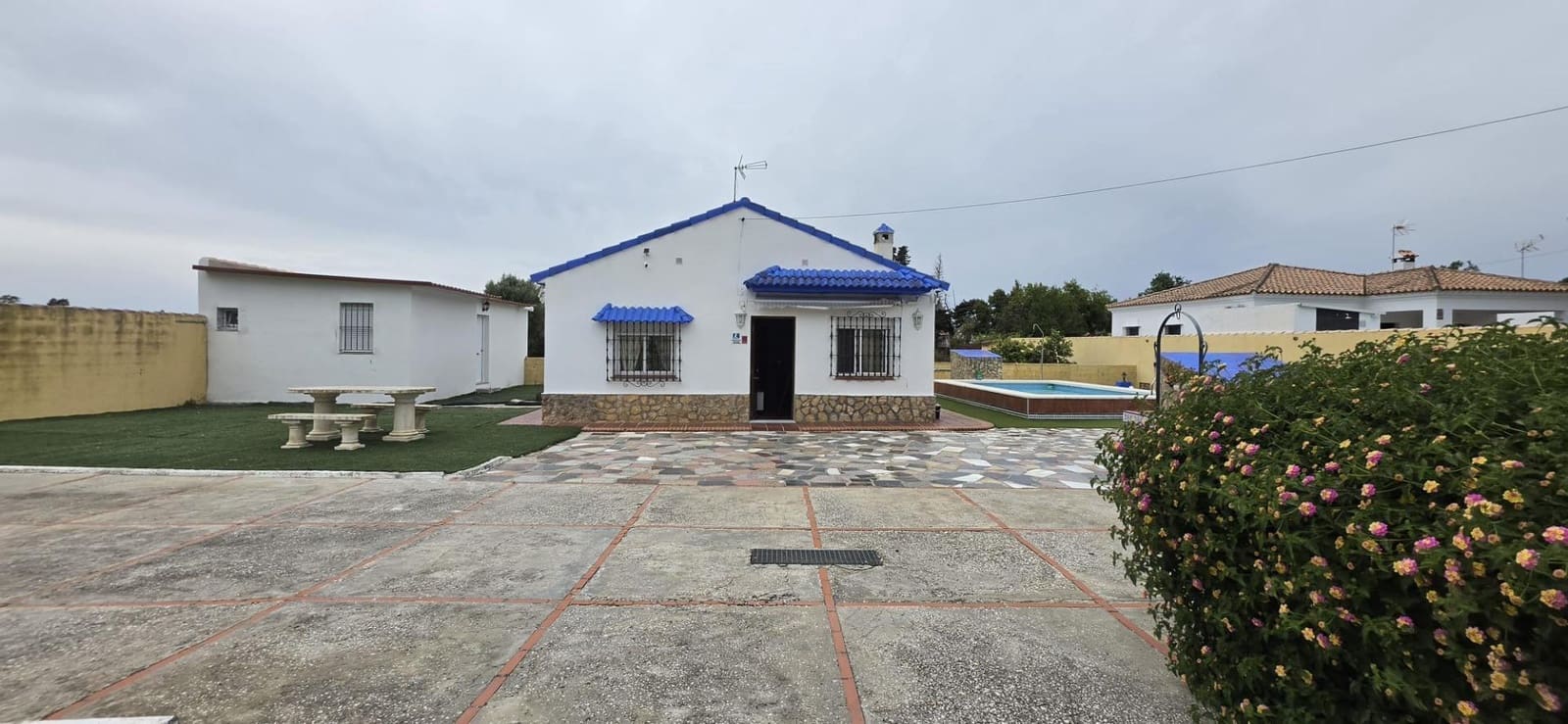 2 soverom Villa til salgs i Pago del Humo med svømmebasseng - € 255 000 (Ref: 9761950)