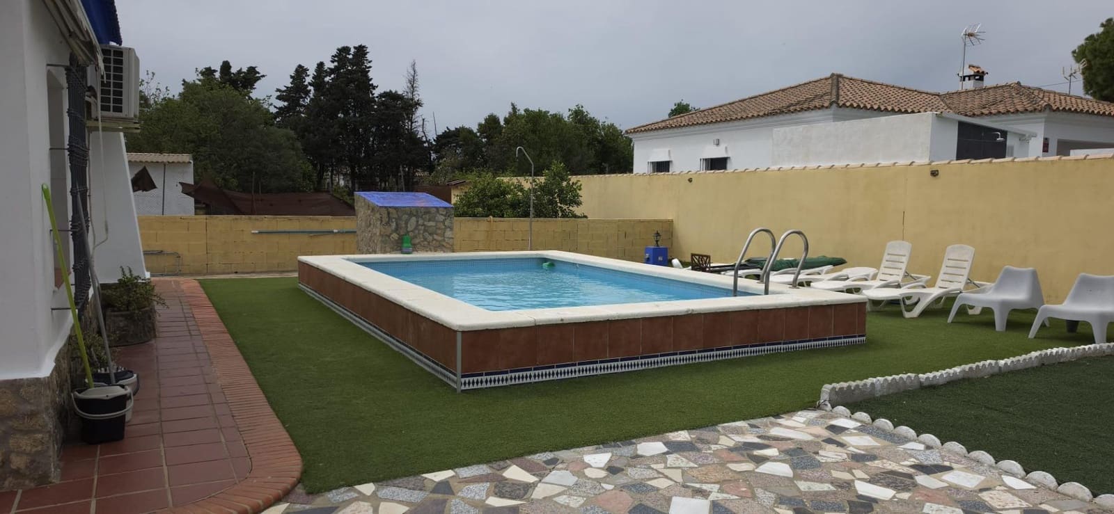 2 soverom Villa til salgs i Pago del Humo med svømmebasseng - € 255 000 (Ref: 9761950)