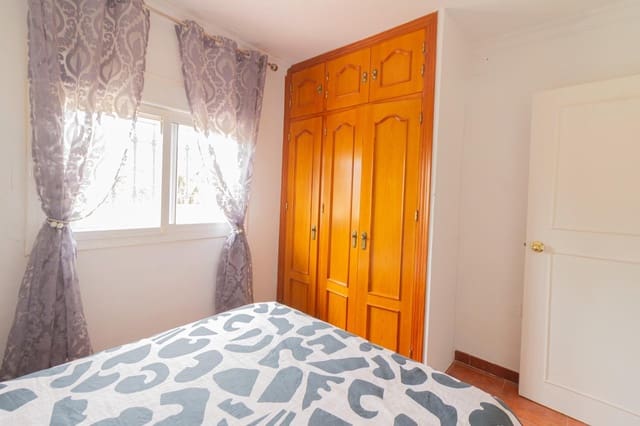 2 chambre Villa/Maison à vendre à Pago del Humo, Chiclana de la Frontera avec piscine - 255 000 € (Ref: 9761950)