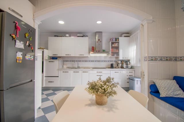 3 camera da letto Villetta a Schiera in vendita in Chiclana de la Frontera - 228.000 € (Rif: 9761951)