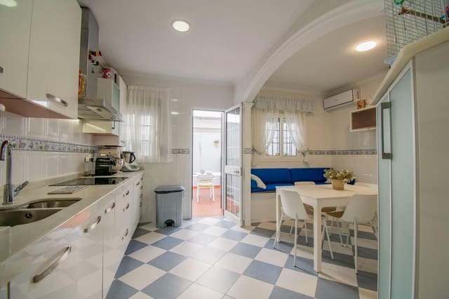 3 camera da letto Villetta a Schiera in vendita in Chiclana de la Frontera - 228.000 € (Rif: 9761951)