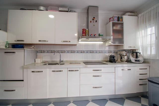 3 camera da letto Villetta a Schiera in vendita in Chiclana de la Frontera - 228.000 € (Rif: 9761951)