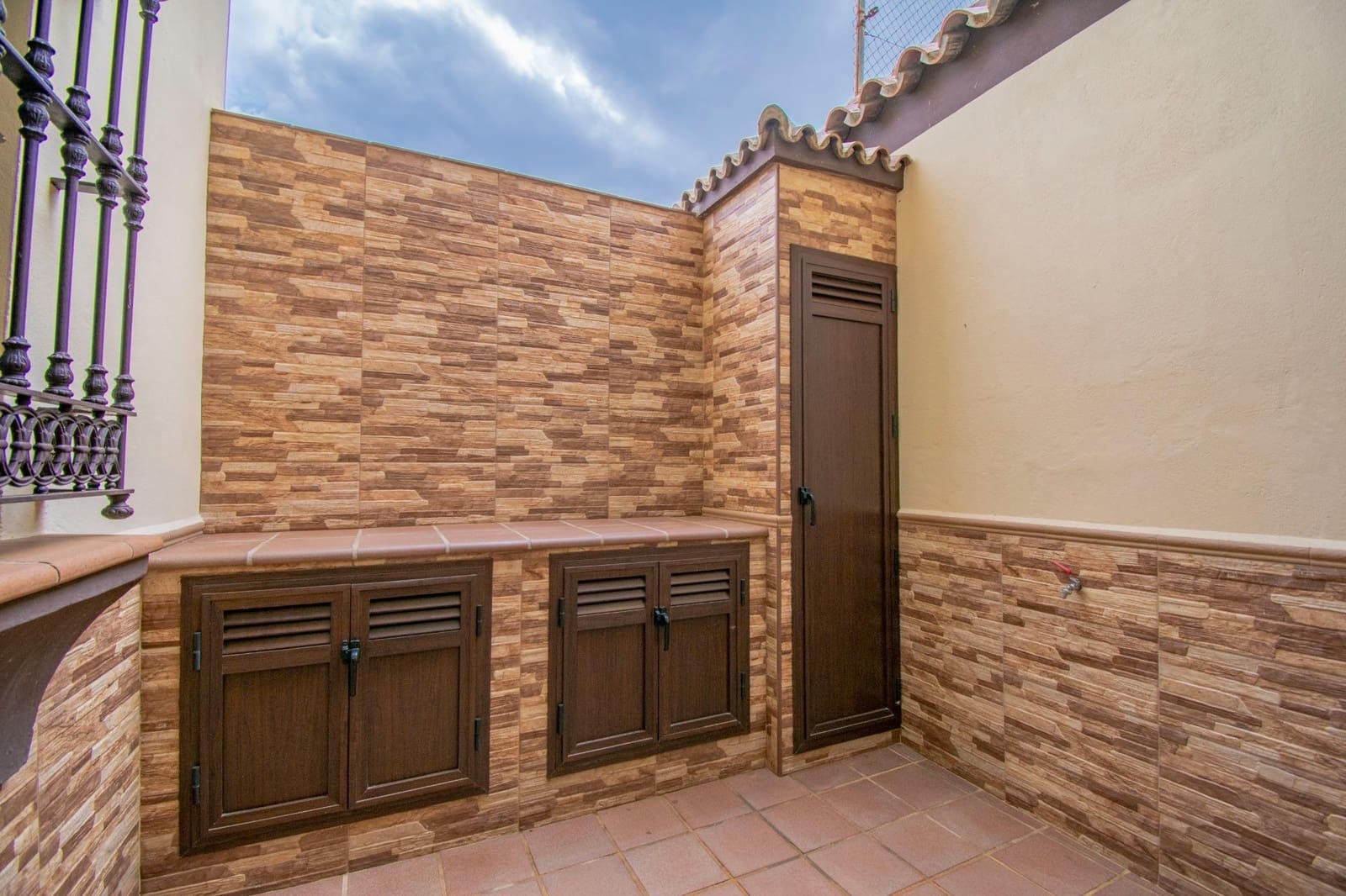 4 makuuhuone Rivitalo myytävänä paikassa Chiclana de la Frontera - 199 990 € (Ref: 9788370)