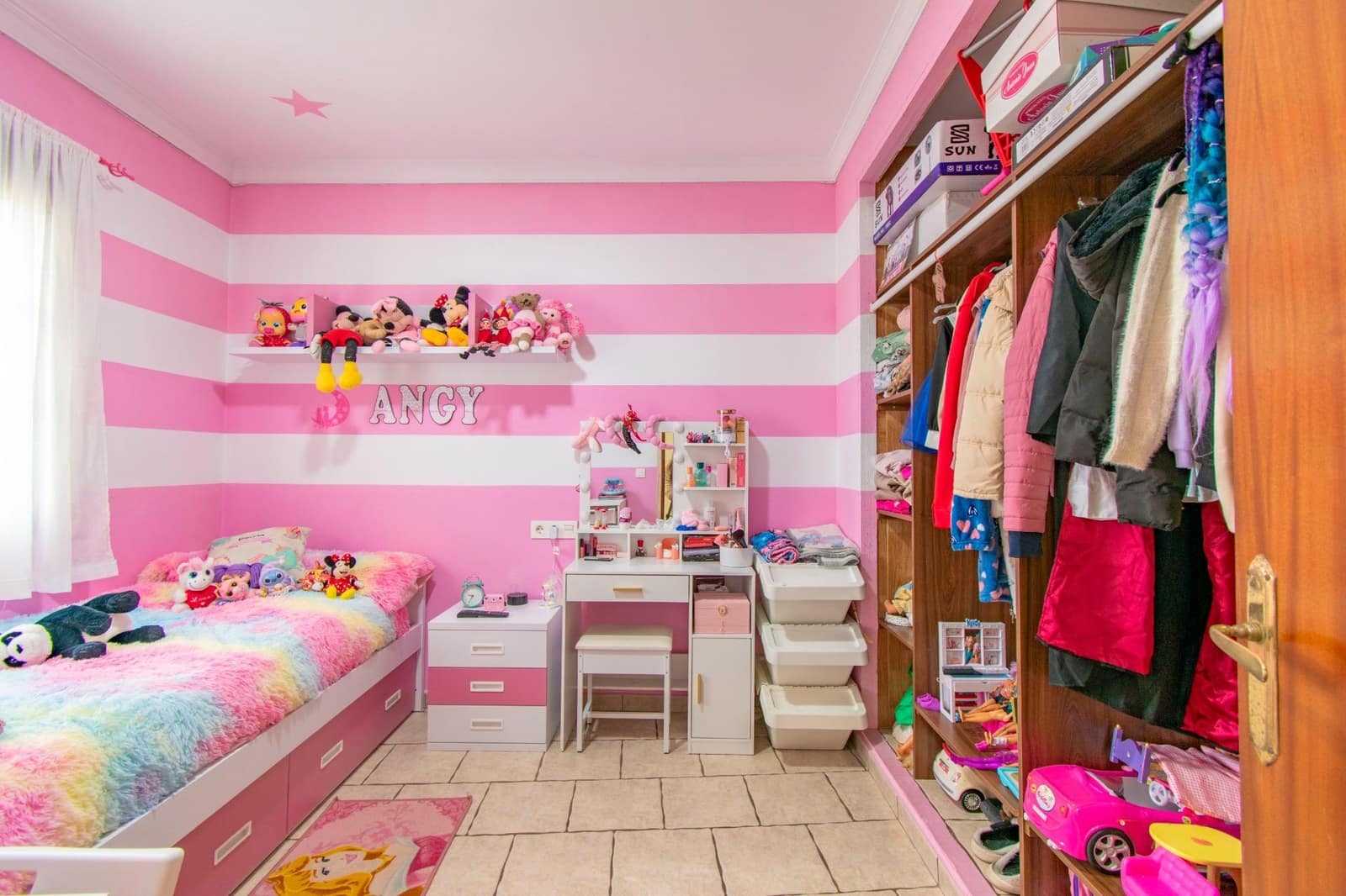 4 makuuhuone Rivitalo myytävänä paikassa Chiclana de la Frontera - 199 990 € (Ref: 9788370)