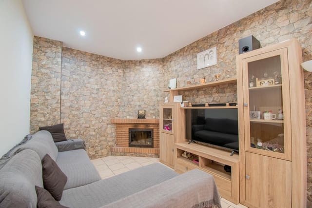 4 chambre Villa/Maison Mitoyenne à vendre à Chiclana de la Frontera - 199 990 € (Ref: 9788370)