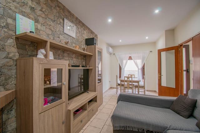 Adosado de 4 habitaciones en Chiclana de la Frontera en venta - 199.990 € (Ref: 9788370)