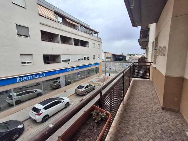 3 slaapkamer Flat te huur in Chiclana de la Frontera met garage - € 800 (Ref: 9811552)