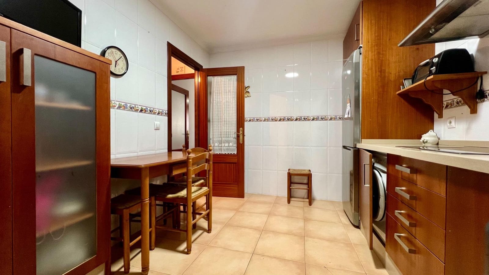 4 bedroom Flat for sale in Chiclana de la Frontera - € 230,000 (Ref: 9820475)