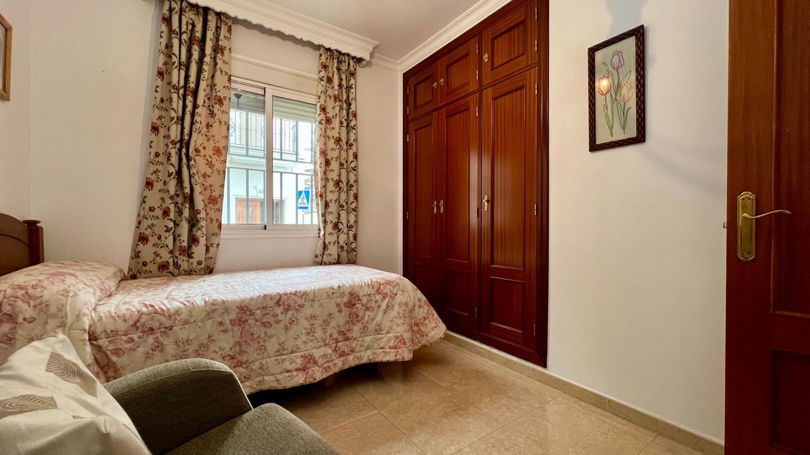 4 bedroom Flat for sale in Chiclana de la Frontera - € 230,000 (Ref: 9820475)