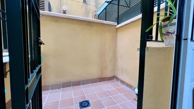 4 soveværelse Lejlighed til salg i Chiclana de la Frontera - € 230.000 (Ref: 9820475)