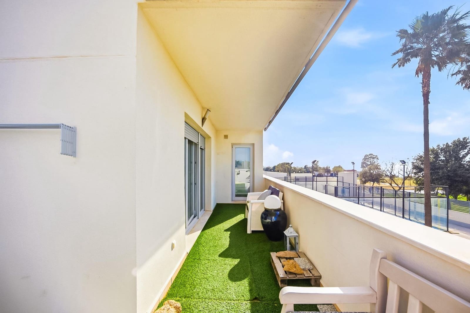 3 bedroom Flat for sale in San Fernando with pool garage - € 365,000 (Ref: 9820477)