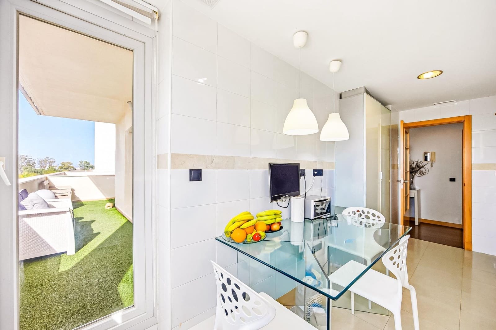 3 bedroom Flat for sale in San Fernando with pool garage - € 365,000 (Ref: 9820477)
