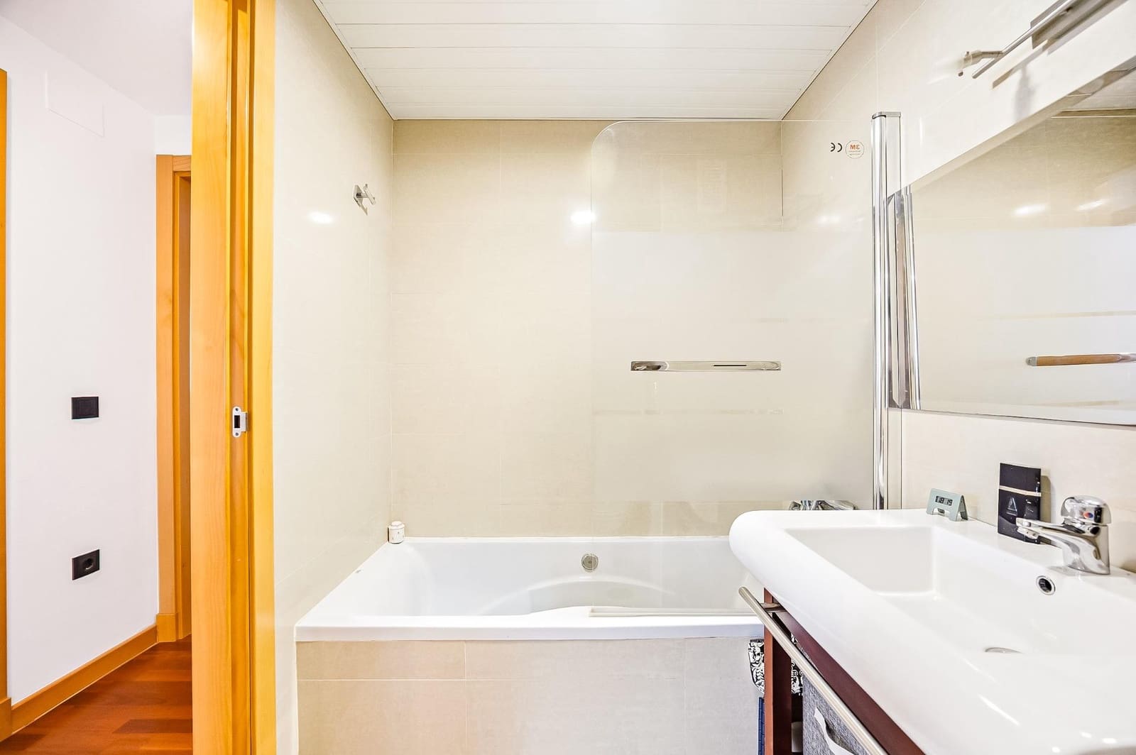 3 bedroom Flat for sale in San Fernando with pool garage - € 365,000 (Ref: 9820477)